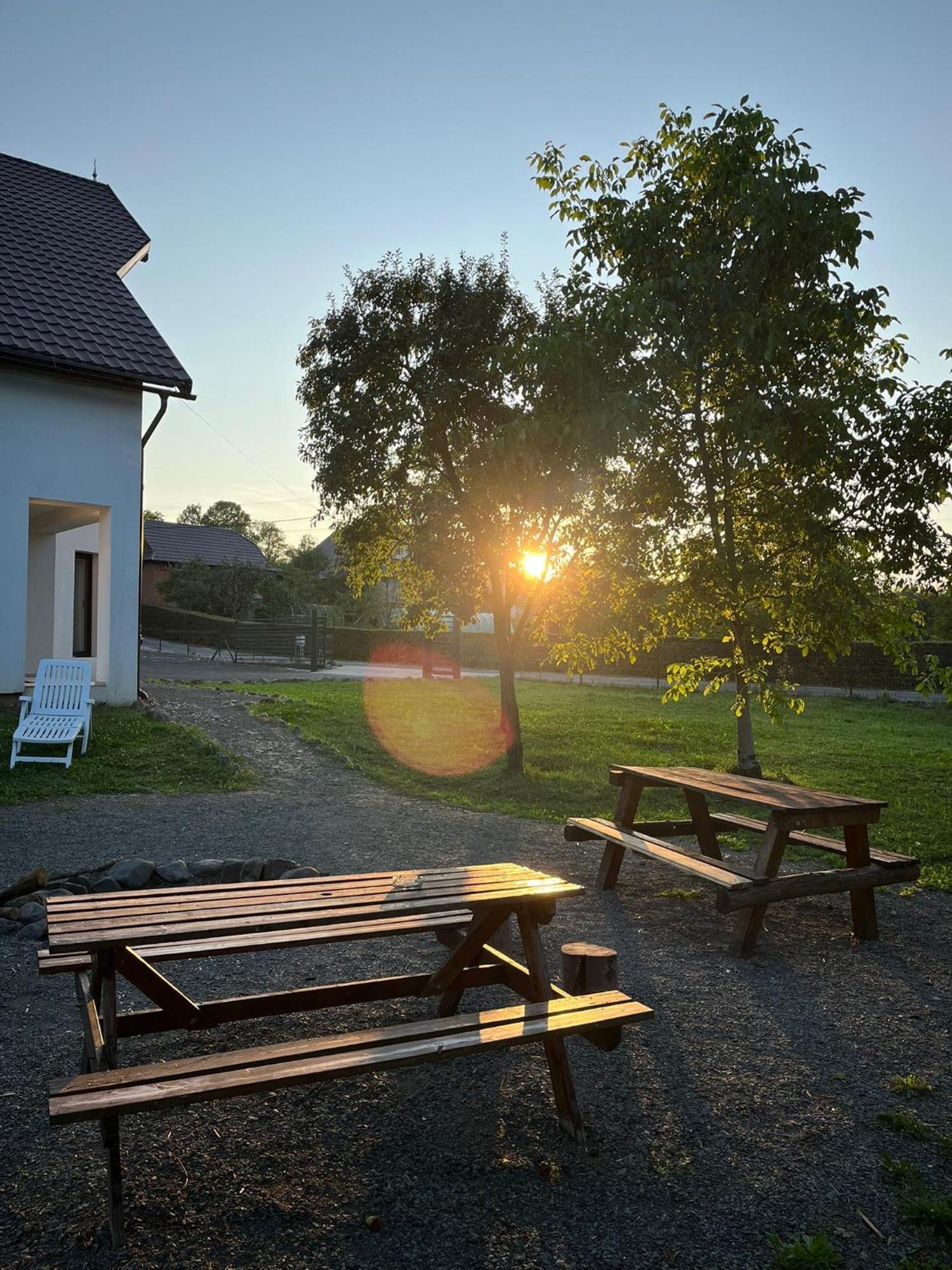 Pensiunea Rnb Maramures Surdesti  Bagian luar foto