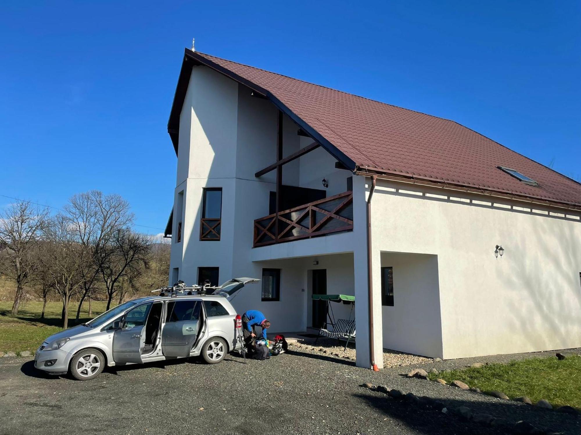 Pensiunea Rnb Maramures Surdesti  Bagian luar foto